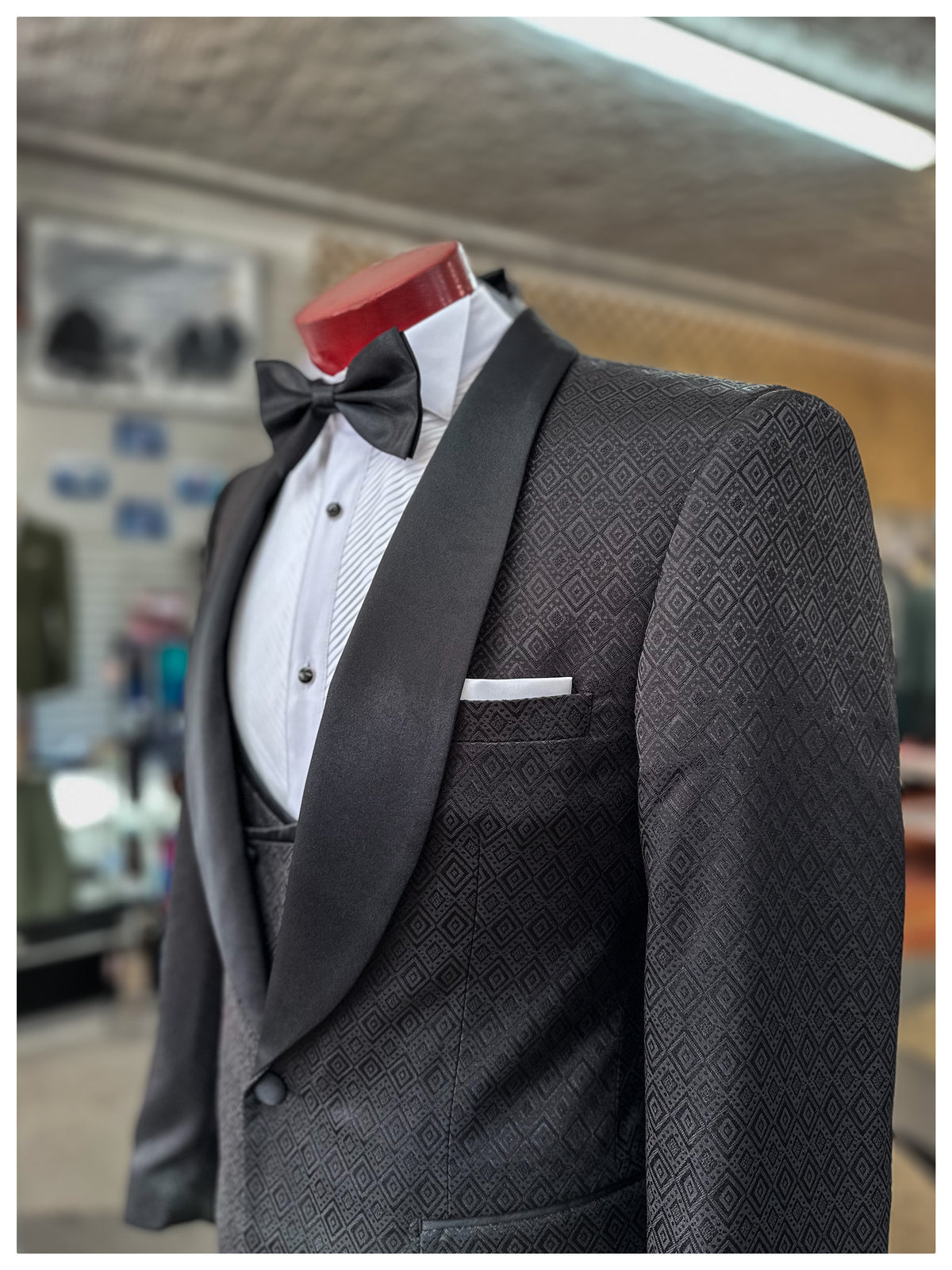Diamond Printed 3 Piece Tuxedo - Black